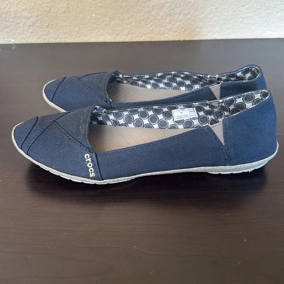 CROCS Black Slip On Flats 6.5/7M - Picture 3 of 6